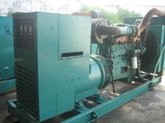 肥东租赁发电机- 发电机碳刷磨损的原因是什么