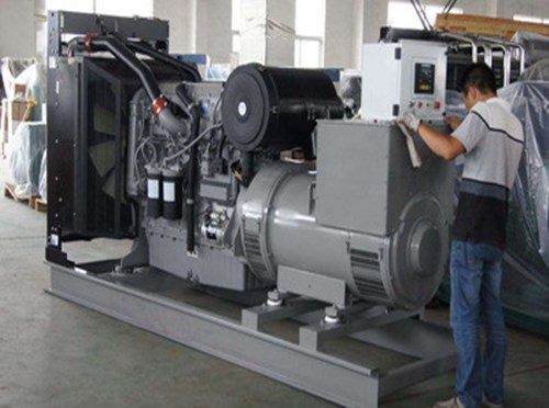 肥东柴油发电机组和储能设备配合使用的案例