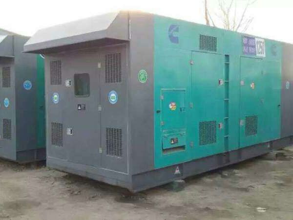 肥东合同中关于工期延误的责任如何界定和处理？